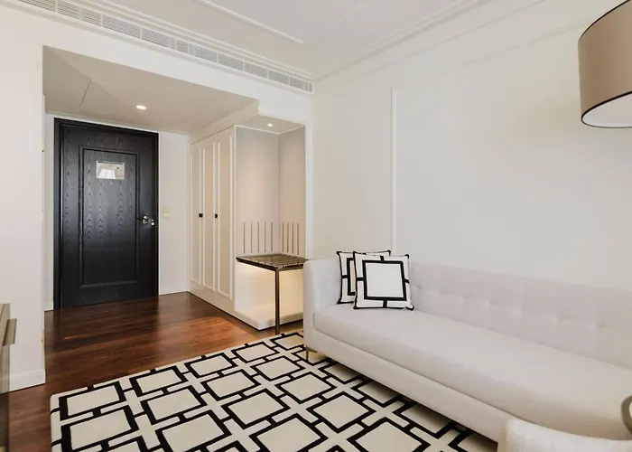 Chiado & Отель 5*