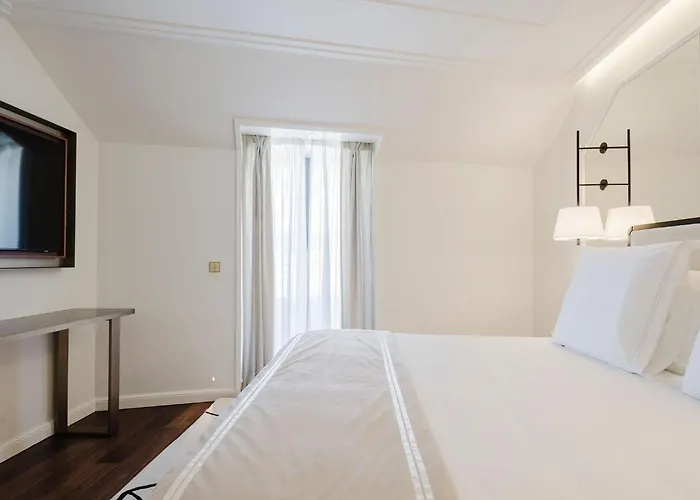 Отель Chiado & Лиссабон