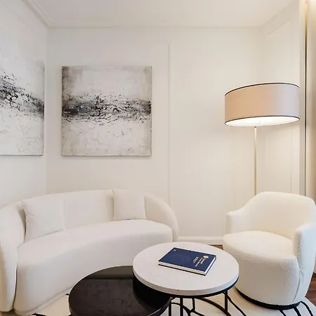 Szálloda Chiado & 5*