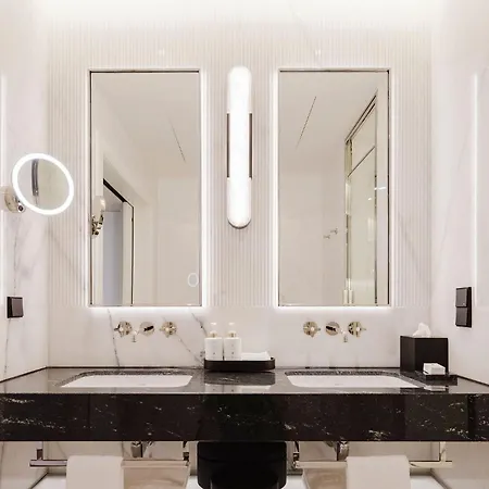 Szálloda Chiado & 5*